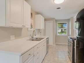 8711 Bridgeport DR, Austin TX 78758
