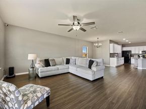 316 Shiner LN, Georgetown TX 78626
