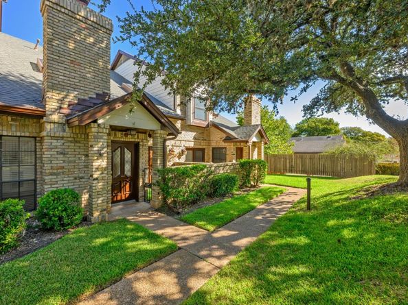 10819 Crown Colony DR 4, Austin TX 78747
