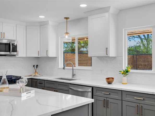 11602 Big TRL, Austin TX 78759