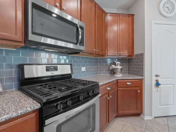 476 Sheepshank DR, Georgetown TX 78633