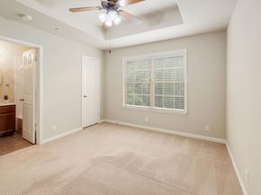 1310 Parmer LN 1902, Austin TX 78727