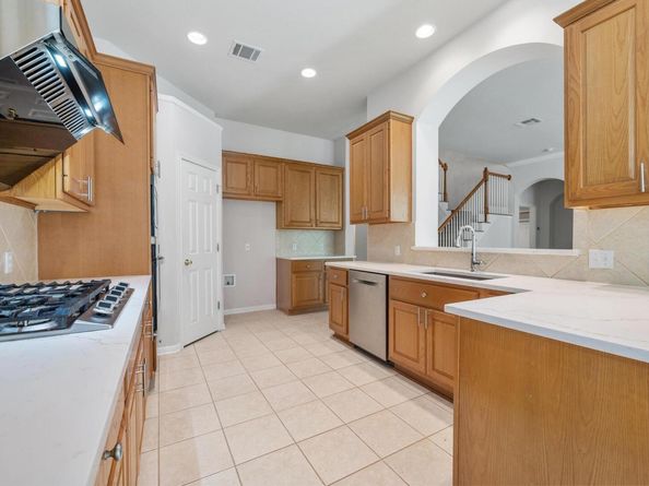 3213 Summer Canyon DR, Austin TX 78732