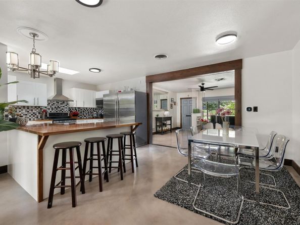 1806 Rogge LN, Austin TX 78723