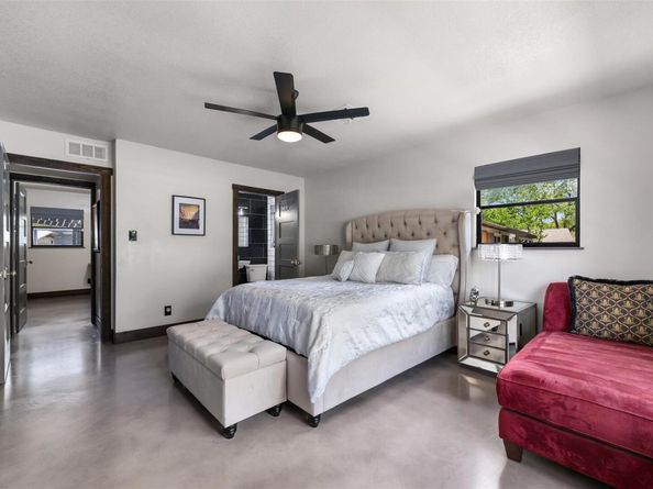 1806 Rogge LN, Austin TX 78723