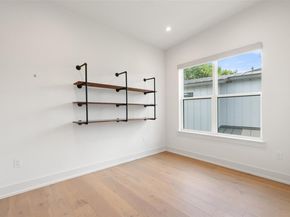 108 Tillery ST 1, Austin TX 78702