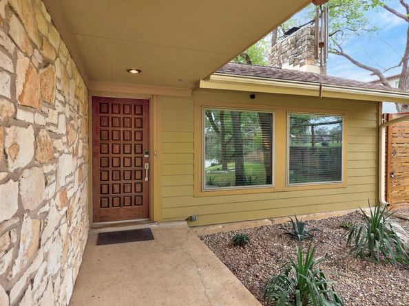 2001 Breeze HOLW, Austin TX 78741