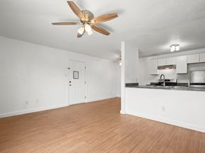 300 E Croslin ST 106, Austin TX 78752