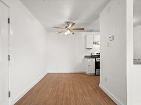 300 E Croslin ST 106, Austin TX 78752