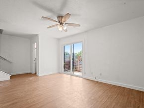 300 E Croslin ST 106, Austin TX 78752