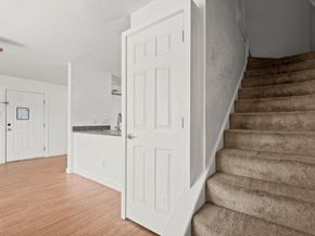 300 E Croslin ST 106, Austin TX 78752