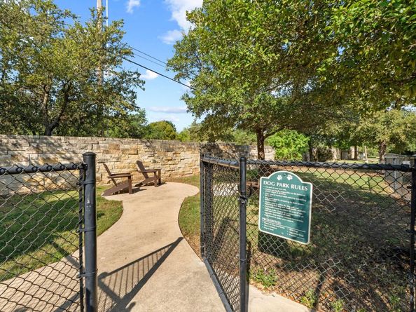 7220 Wyoming Springs DR 104, Round Rock TX 78681