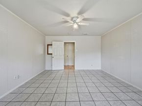 5704 Hammermill RUN, Austin TX 78744