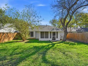 5704 Hammermill RUN, Austin TX 78744