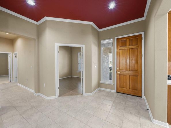 104 Lariat drive DR, Georgetown TX 78633