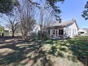 104 Lariat drive DR, Georgetown TX 78633