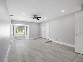 7321 Shadywood DR, Austin TX 78745