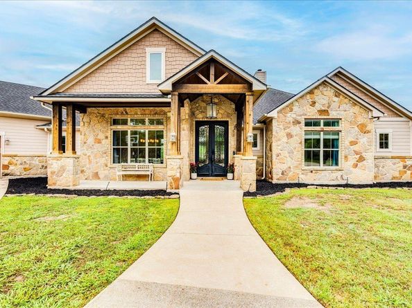 1006 Lone Star DR, Cedar Park TX 78613