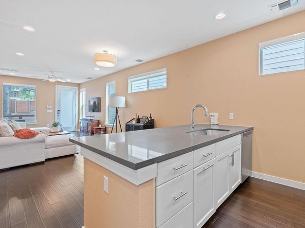 3105 Aldwyche DR, Austin TX 78704