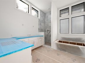 1406 W 9th ST 802, Austin TX 78703