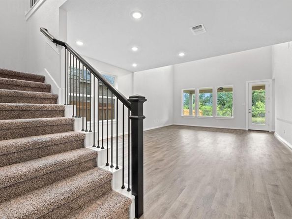 144 Alicante LN, Liberty Hill TX 78642