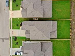 144 Alicante LN, Liberty Hill TX 78642