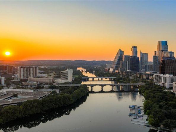 70 Rainey ST 1503, Austin TX 78701