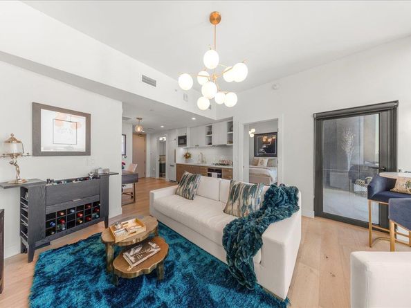 70 Rainey ST 1503, Austin TX 78701