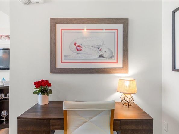 70 Rainey ST 1503, Austin TX 78701