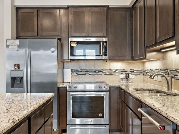 106 Bella Toscana Ave 3204, Lakeway TX 78734