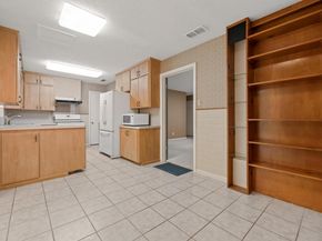1314 Cloverleaf DR, Austin TX 78723