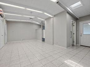 1314 Cloverleaf DR, Austin TX 78723