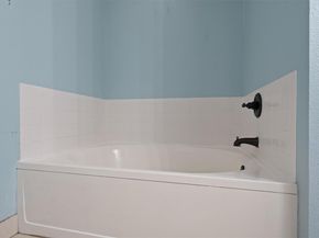 2122 Deer Creek TRL, Round Rock TX 78665