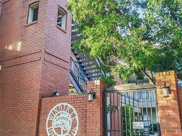 106 E 30th ST 305, Austin TX 78705