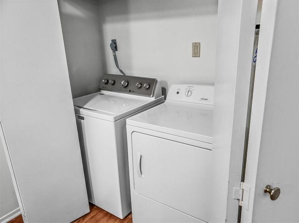 106 E 30th ST 305, Austin TX 78705