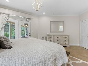 7315 Oak Shores DR, Austin TX 78730