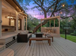 7315 Oak Shores DR, Austin TX 78730