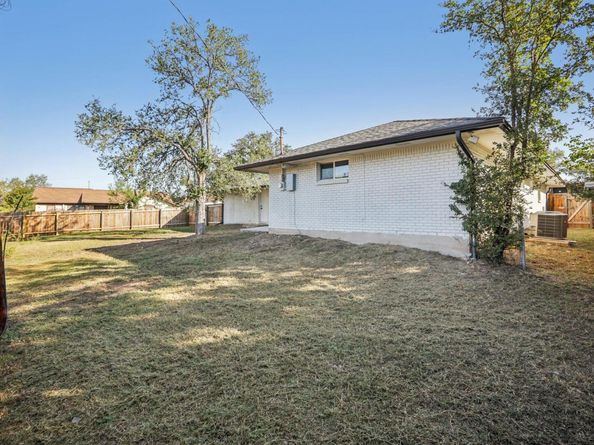 5101 Woodmoor DR, Austin TX 78721