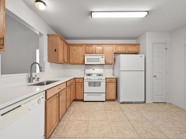 11708 Bruce Jenner LN, Austin TX 78748