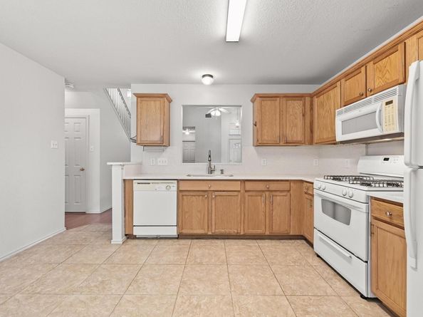 11708 Bruce Jenner LN, Austin TX 78748
