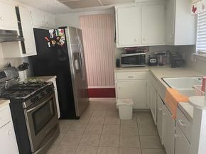 Undisclosed Address #2576052, Austin TX 78758