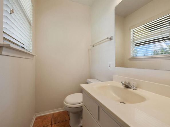 105 E St Johns Ave, Austin TX 78752