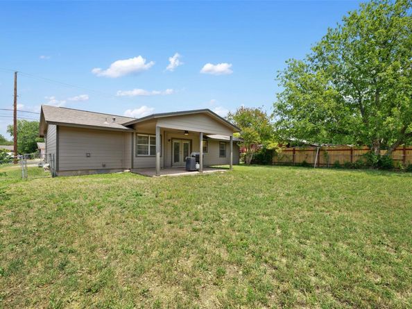 105 E St Johns Ave, Austin TX 78752