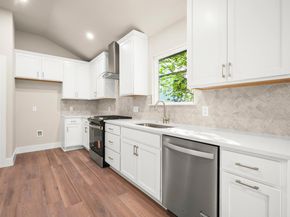 8802 Ampezo TRL, Austin TX 78749