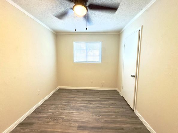 4503 E Stassney LN, Austin TX 78744