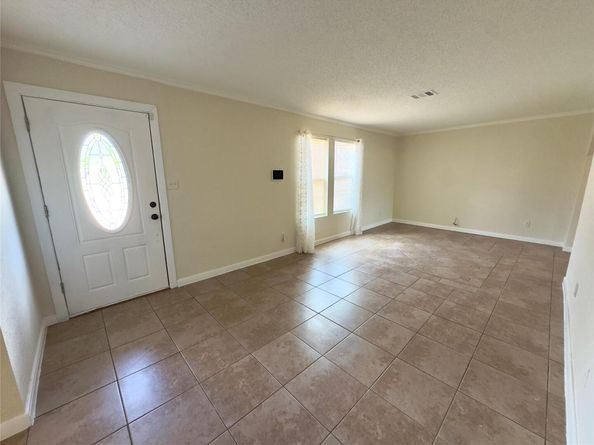 4503 E Stassney LN, Austin TX 78744