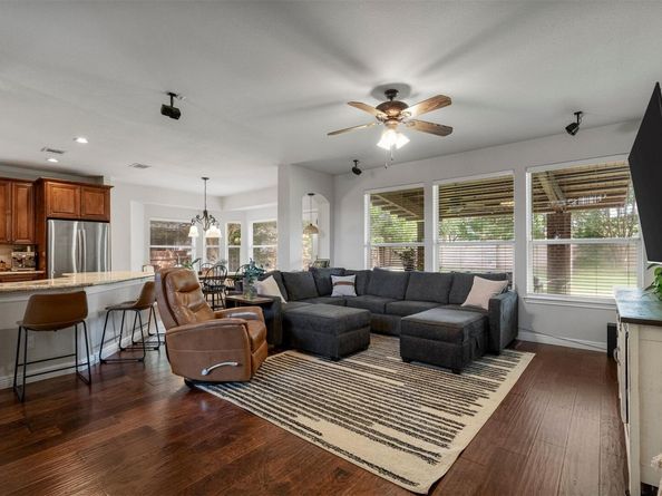 5421 Korth DR, Austin TX 78749