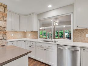 204 Mesa DR, Georgetown TX 78628