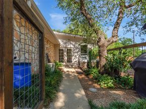 204 Mesa DR, Georgetown TX 78628