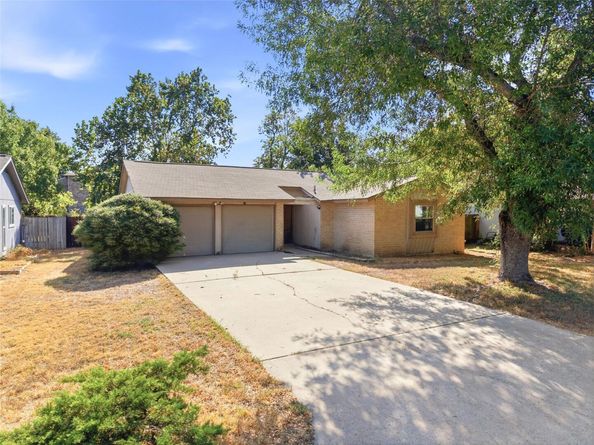 1505 Sagebrush DR, Round Rock TX 78681
